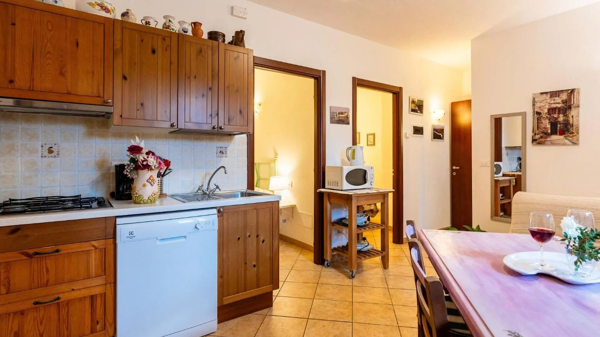 Apartment Rose By Interhome Civezza 0*,